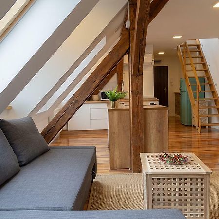 Apartmán Lazy Days Attic City Center Katovice Exteriér fotografie